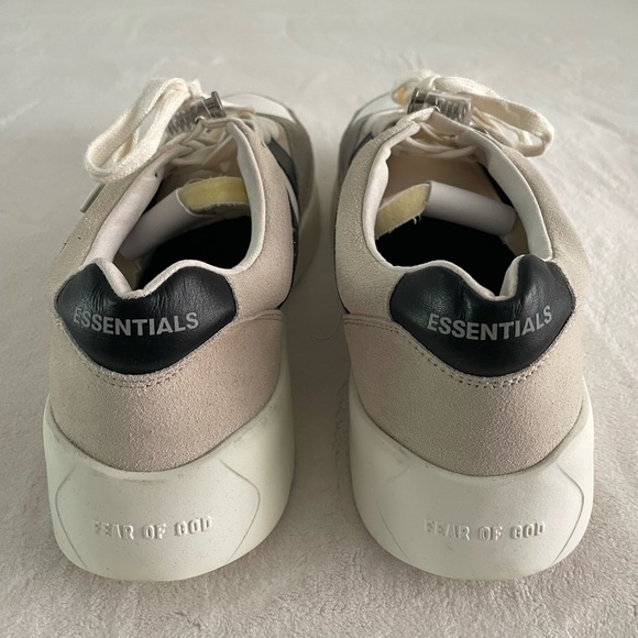 Fear of God Essentials Distance Runners Size size 44/ 10.5 - Picture 4 of 6
